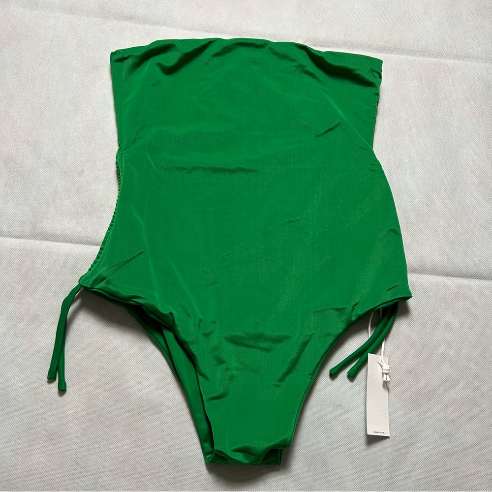 AEXAE Kelly green strapless one piece swimsuit with side ruching NWT - Picture 4 of 5